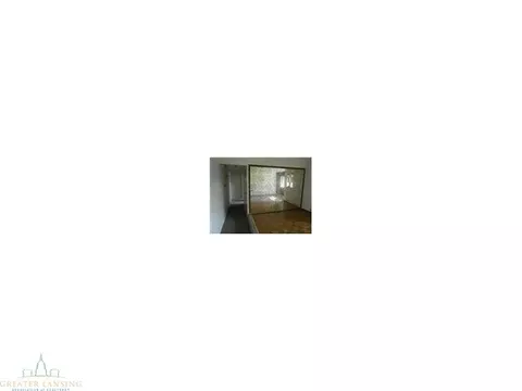 105 N Dibble Ave, Lansing, MI 48917 photo 2