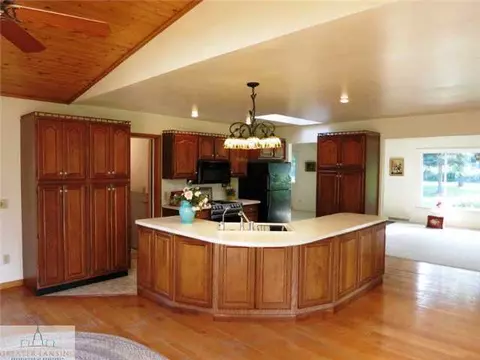 4229 W Howe Rd, Dewitt, MI 48820 photo 8