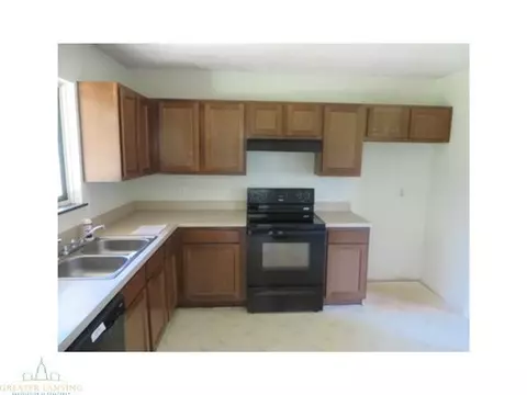11120 Upton Rd, Bath, MI 48808 photo 3