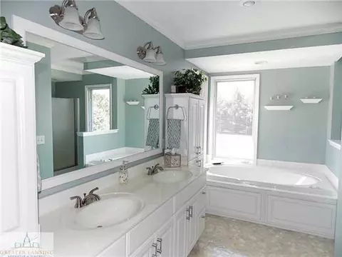 13102 Hide Away Ln, Dewitt, MI 48820 photo 18