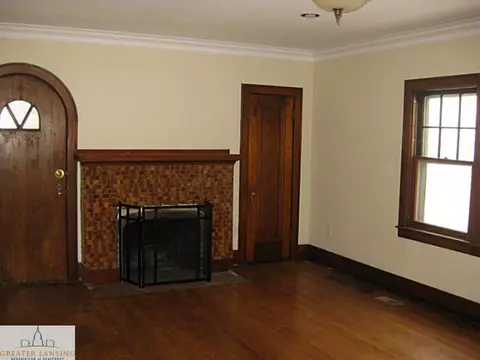 1013 Cleo, Lansing, MI 48915 photo 4
