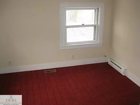 1013 Cleo, Lansing, MI 48915 photo 11
