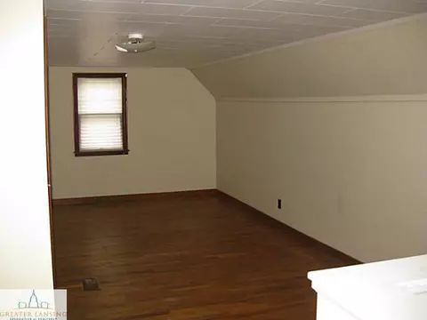 1013 Cleo, Lansing, MI 48915 photo 12