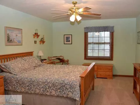 720 Piper Rd, Haslett, MI 48840 photo 5
