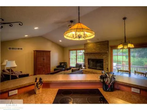 600 Dartmouth, Dewitt, MI 48820 photo 4