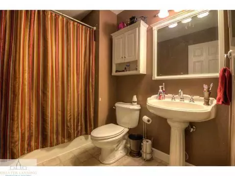 600 Dartmouth, Dewitt, MI 48820 photo 6