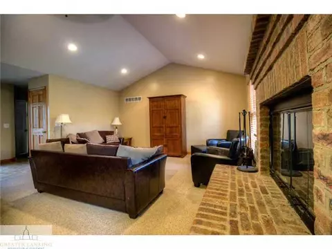 600 Dartmouth, Dewitt, MI 48820 photo 5