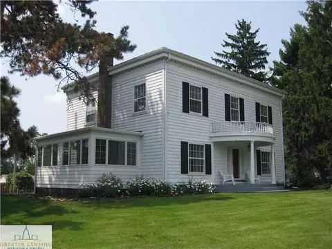 303 N N Brg, Dewitt, MI 48820 photo 1