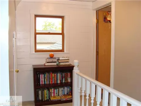 218 E Main St, Grand Ledge, MI 48837 photo 18