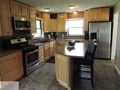 13603 S M-52, Perry, MI 48872 photo 3