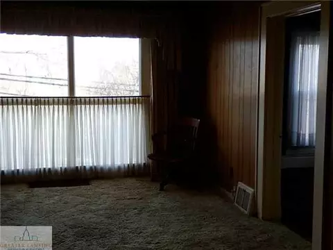 210 E Riv, Grand Ledge, MI 48837 photo 16