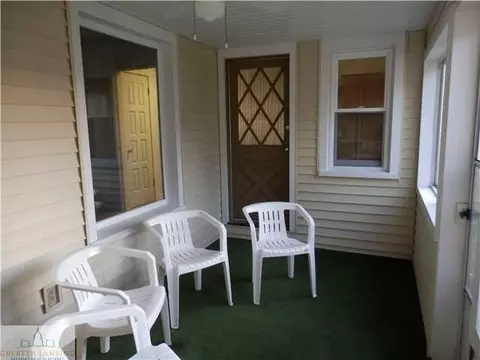210 E Riv, Grand Ledge, MI 48837 photo 5