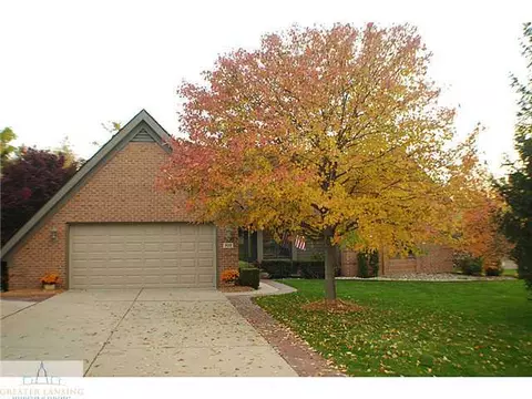 702 Windyrush Ln, Dewitt, MI 48820 photo 1