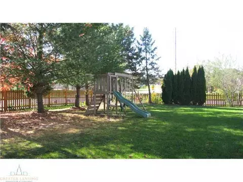 1617 Downing, Haslett, MI 48840 photo 13
