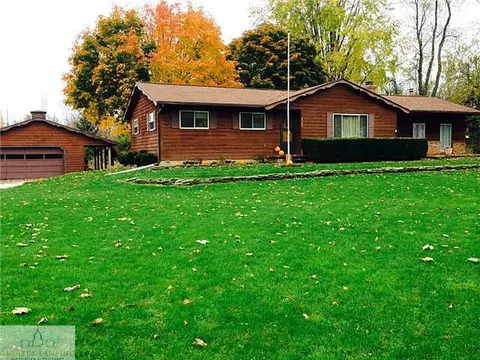 4290 Sleight Rd, Bath, MI 48808 photo 1