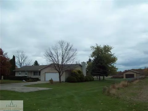 6153 Howe Rd, Dewitt, MI 48820 photo 1