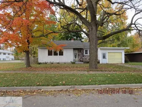 917 E Mason St, Owosso, MI 48867 photo 1
