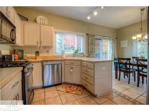 1285 Calumet, Dewitt, MI 48820 photo 5
