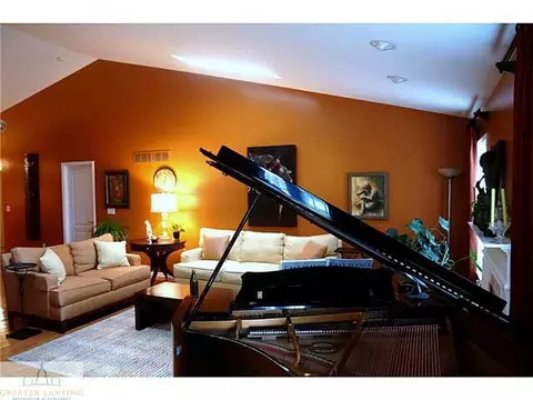 1300 Wickham Dr, Lansing, MI 48906 photo 8