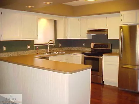 1924 Persimmon Path, Holt, MI 48842 photo 3
