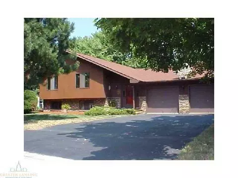1924 Persimmon Path, Holt, MI 48842 photo 1