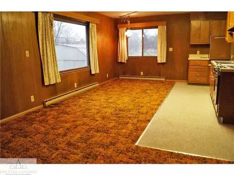 2704 Forest Rd, Lansing, MI 48910 photo 17