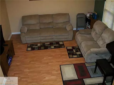 131 E Barnes Ave, Lansing, MI 48910 photo 4
