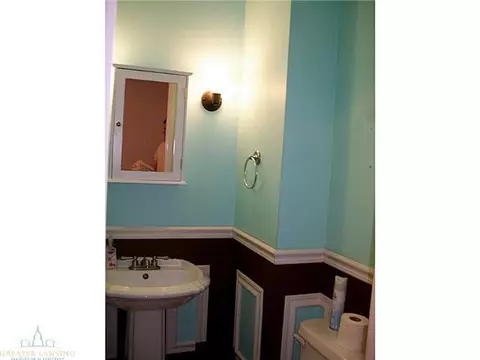 131 E Barnes Ave, Lansing, MI 48910 photo 12