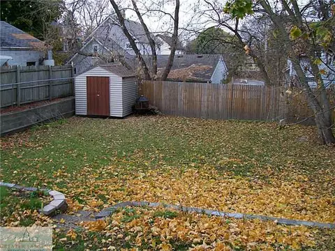131 E Barnes Ave, Lansing, MI 48910 photo 23