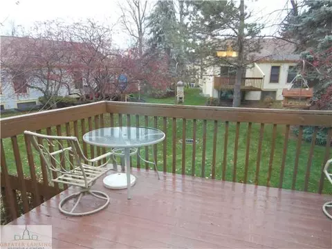 6530 Springtree, Lansing, MI 48917 photo 7