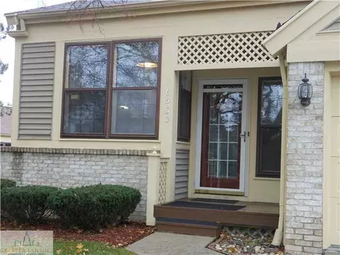 6530 Springtree, Lansing, MI 48917 photo 2