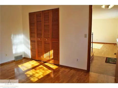 4263 Drumheller Rd, Bath, MI 48808 photo 9