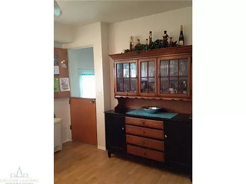 341 Clement Rd, Lansing, MI 48917 photo 8
