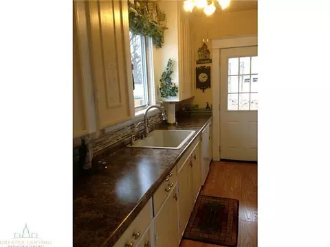 208 E Shepherd, Charlotte, MI 48813 photo 11