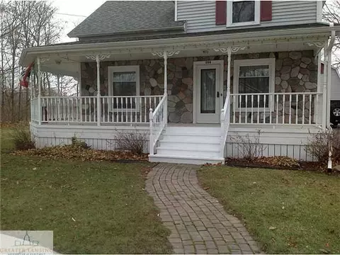 208 E Shepherd, Charlotte, MI 48813 photo 22