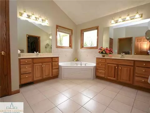 2422 White Pine Dr, Williamston, MI 48895 photo 13