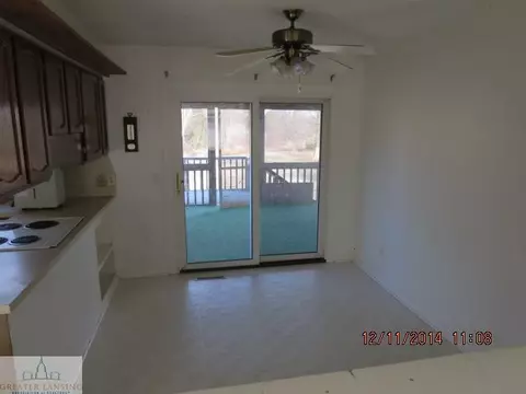 4605 W Haslett Rd, Perry, MI 48872 photo 6