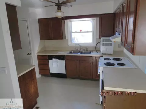 4605 W Haslett Rd, Perry, MI 48872 photo 5