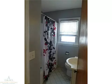 2006 Devonshire Ave, Lansing, MI 48910 photo 9