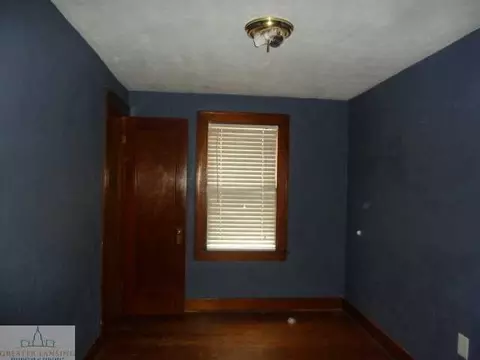 2217 Lyons Ave, Lansing, MI 48910 photo 9