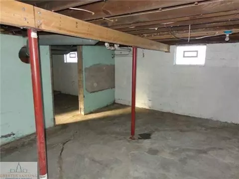 1538 Lyons Ave, Lansing, MI 48910 photo 17