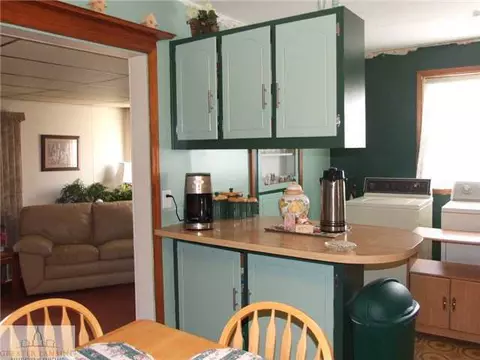 6045 Daft St, Lansing, MI 48911 photo 5