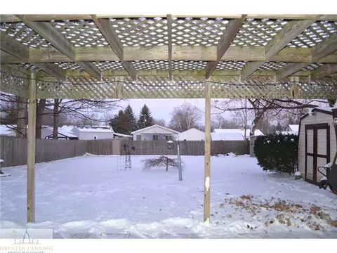 6045 Daft St, Lansing, MI 48911 photo 8