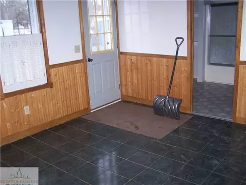 232 Dutton, Eaton Rapids, MI 48827 photo 4