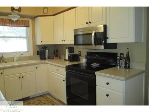 2324 Webster Rd, Lansing, MI 48917 photo 3