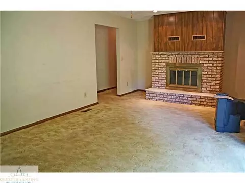 2610 Pine Tree Rd, Holt, MI 48842 photo 5