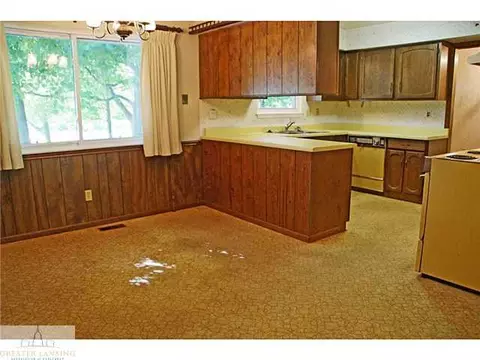 2610 Pine Tree Rd, Holt, MI 48842 photo 12