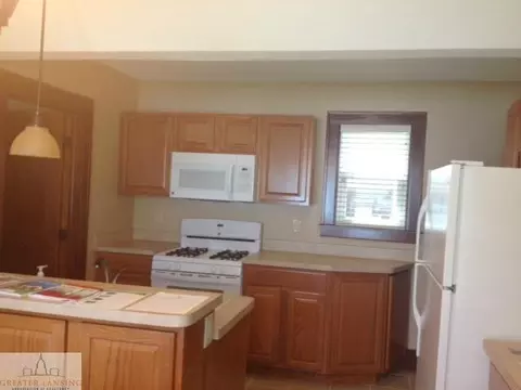 1139 Maple St, Lansing, MI 48915 photo 8