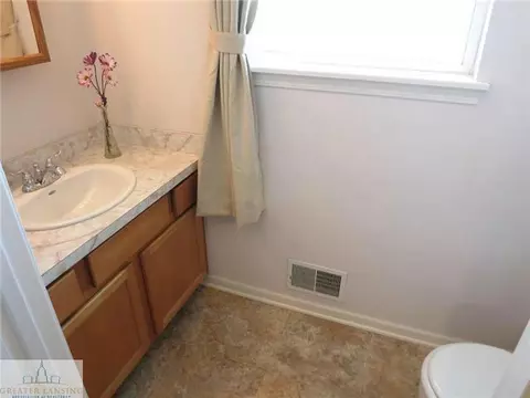 11320 Dunmaglas Dr, Bath, MI 48808 photo 15