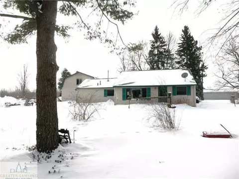 12927 Airport Rd, Dewitt, MI 48820 photo 2